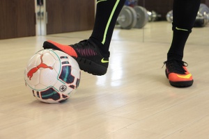 Cómo dominar la pelota en el fútbol sala