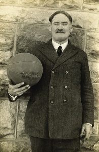 Tudo sobre Basquete - História e origem do Basquete: James Naismith o criador do Basquetebol