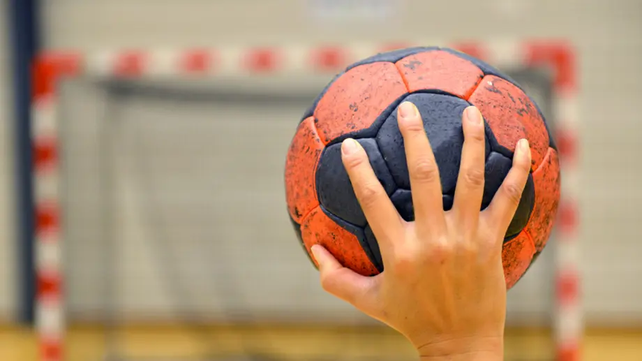 Lanzamiento de 7 metros en Balonmano