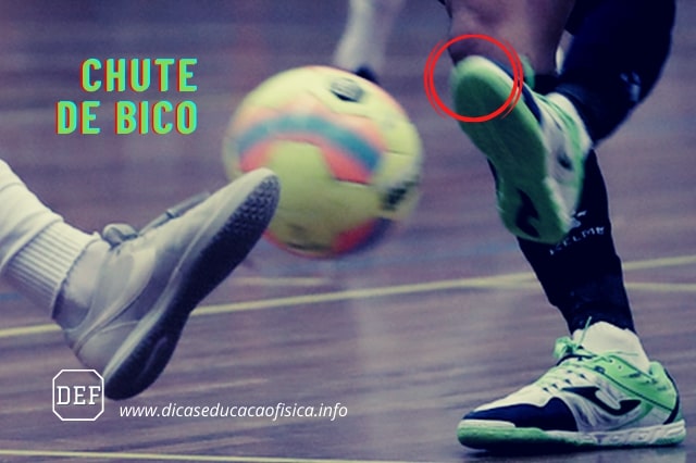 Pontapé de Bico no Futsal