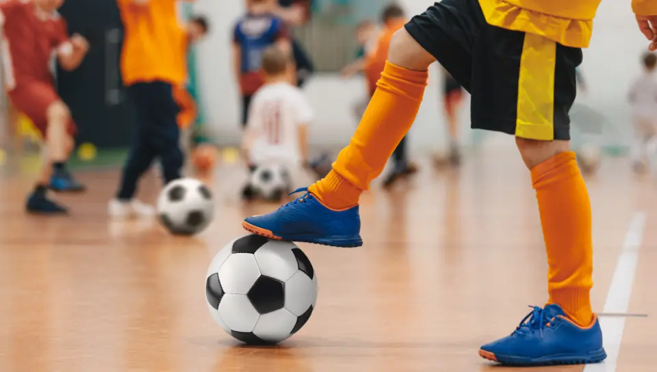 Futsal Kicks: How to kick Futsal?