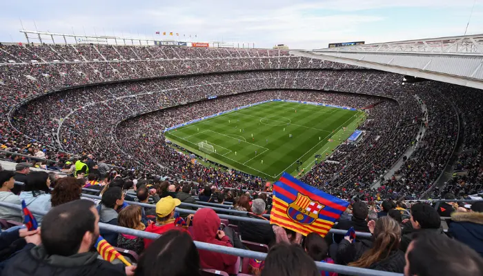 Estadio Camp Nou, Barcelona, España (99.354 personas)