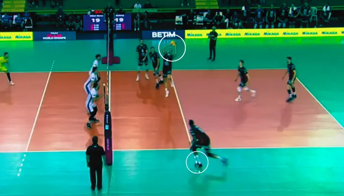 Ataque de 3º tempo no Voleibol